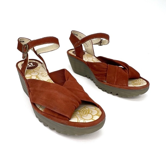 Fly London Yesh Wedge Sandals Knotted Strap Brick Rust Nubuck Leather Size 9-9.5 - Picture 1 of 13